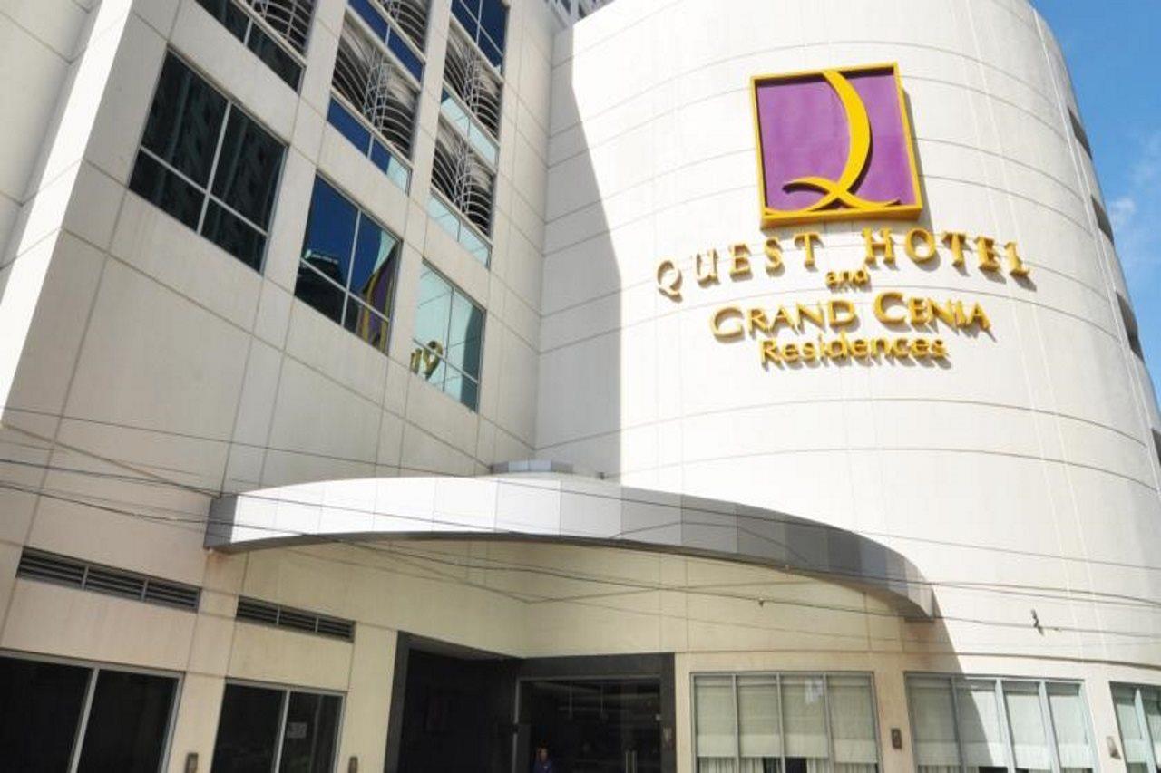 Quest Hotel & Conference Center Себу Экстерьер фото